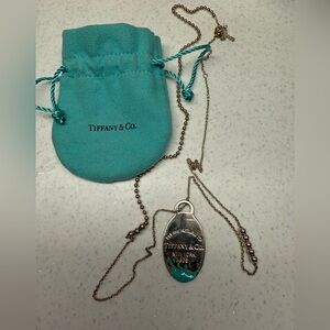 Tiffany & CO necklace. Good condition.